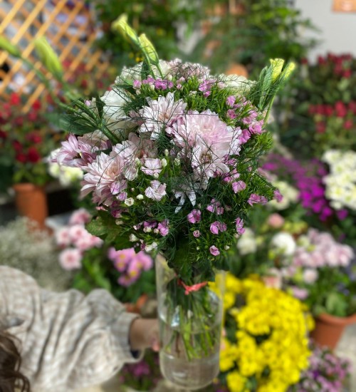 Vazoda Karışık Buket 3 Demet